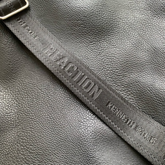 Kenneth Cole Reaction Crossbody Bag - Picture 9 of 12